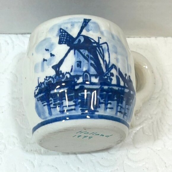 VTG Holland Dutch Windmill Hand Painted Ceramic Mini Stein/Tea Cup 2" Tall - Picture 6 of 13